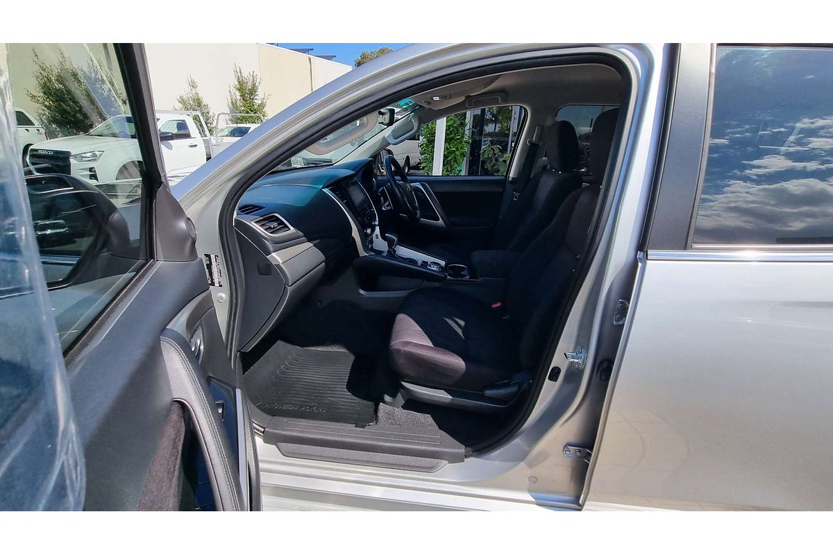 2021 Mitsubishi Pajero Sport GLX QF
