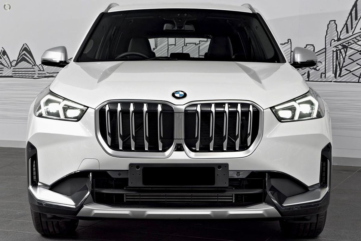 2024 BMW X1 sDrive18i U11