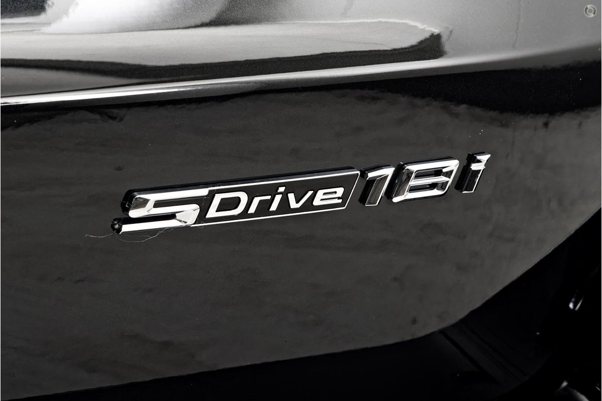 2025 BMW X1 sDrive18i U11