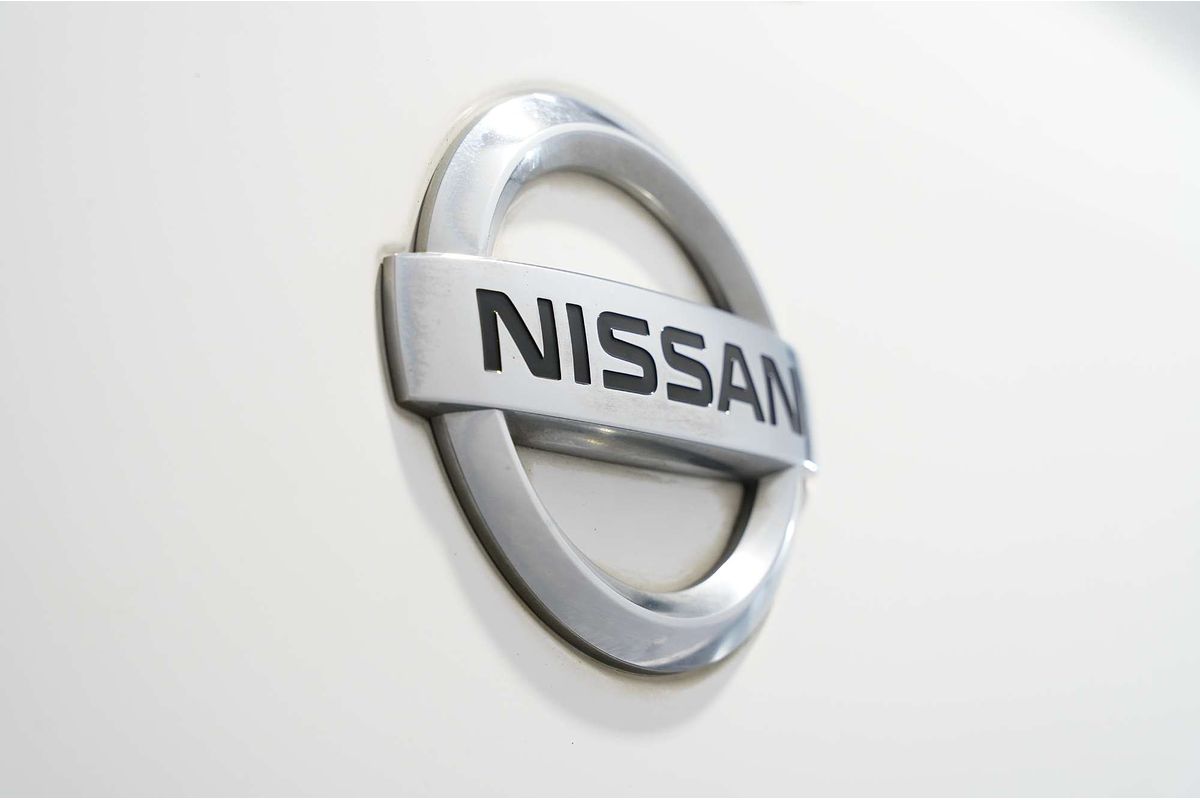 2021 Nissan Navara SL D23 Rear Wheel Drive