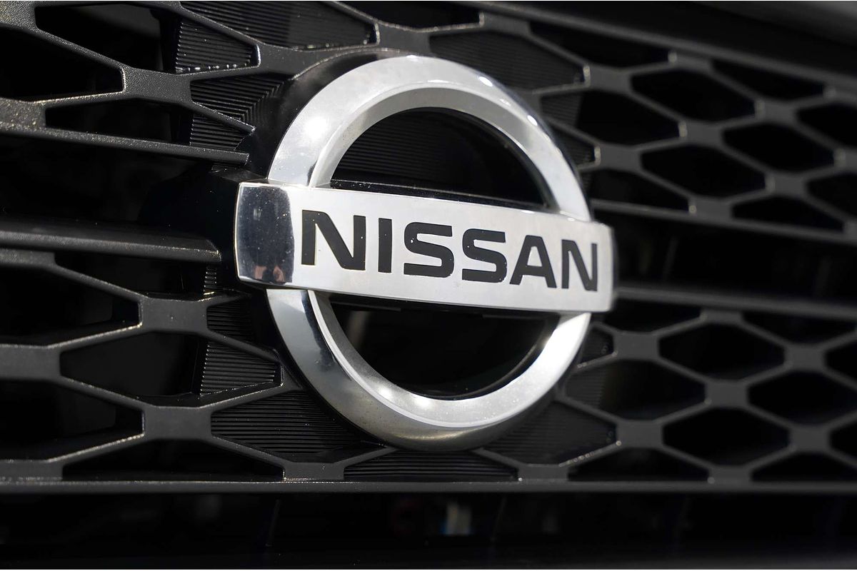 2021 Nissan Navara SL D23 Rear Wheel Drive