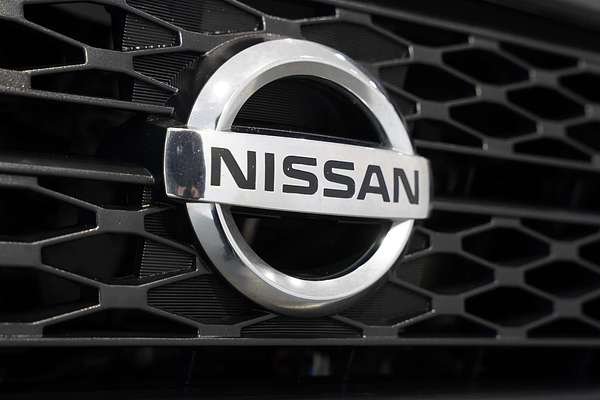 2021 Nissan Navara SL D23 Rear Wheel Drive