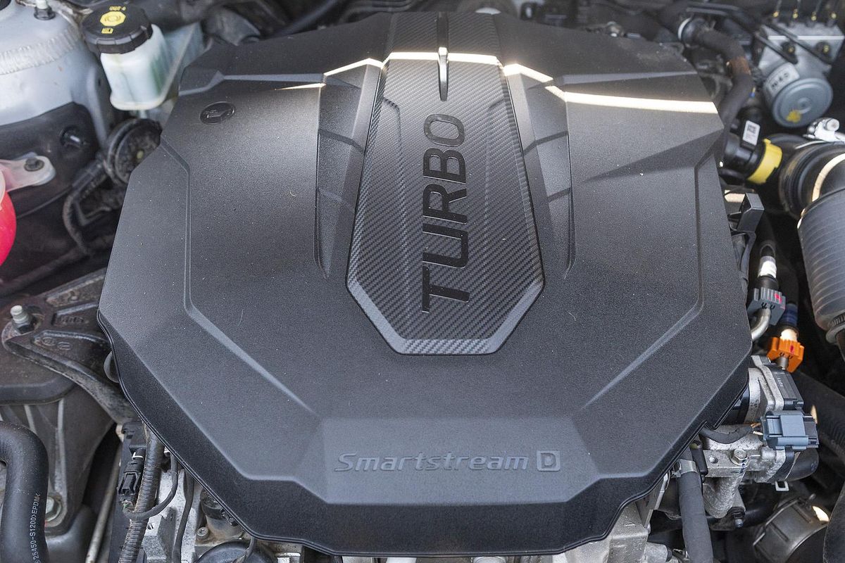 2022 Hyundai Santa Fe Hybrid Elite TM.V4