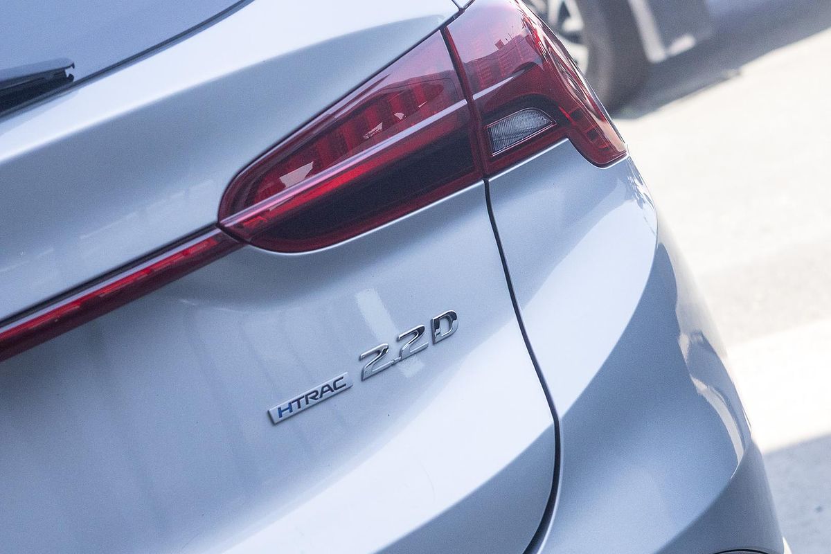 2022 Hyundai Santa Fe Hybrid Elite TM.V4