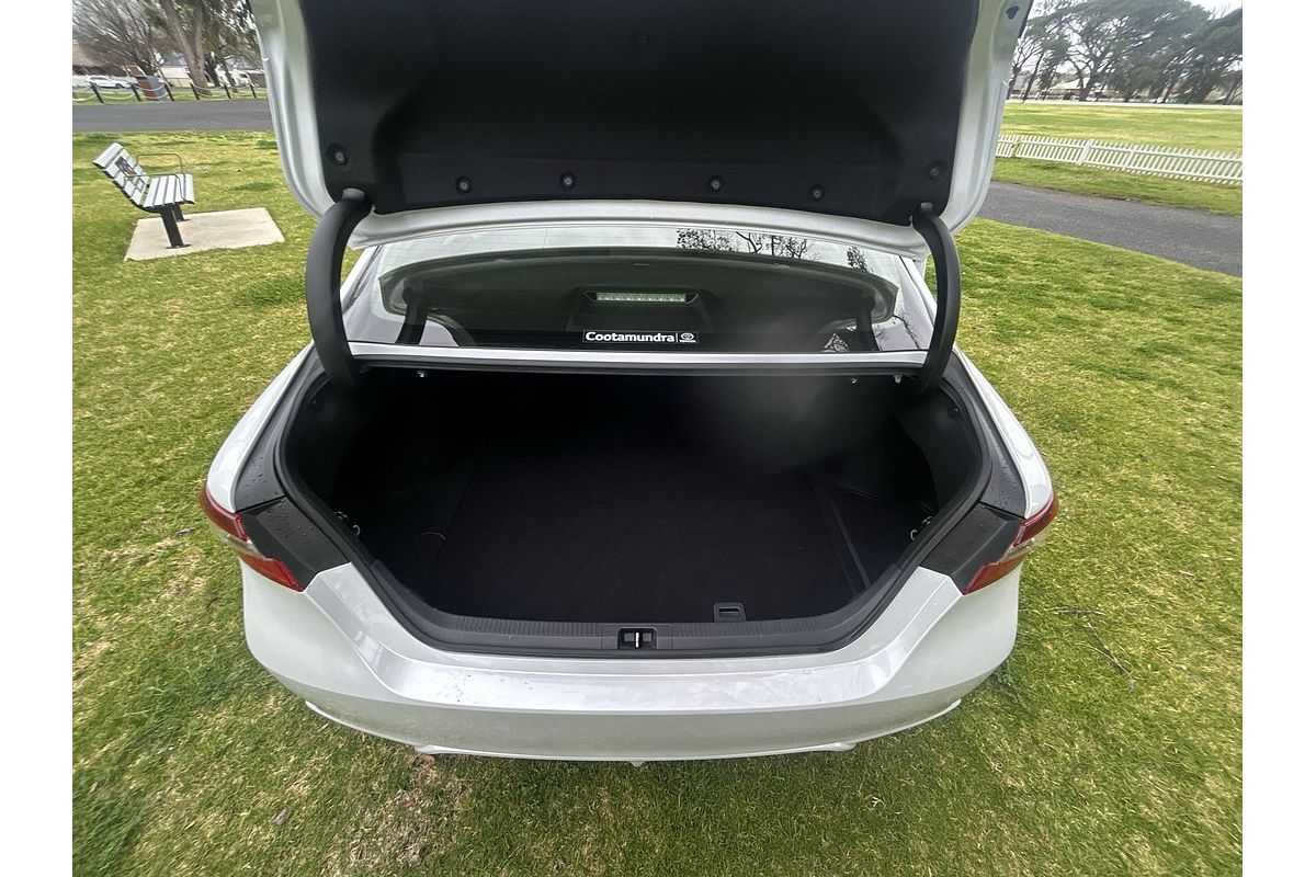 2021 Toyota Camry Ascent Sport AXVH70R