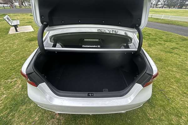 2021 Toyota Camry Ascent Sport AXVH70R