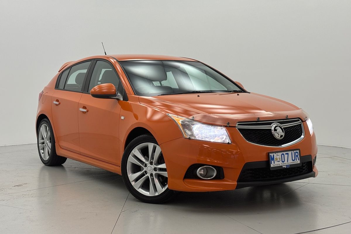 2014 HOLDEN CRUZE SRi V 6 SP MANUAL 5D HATCHBACK T4