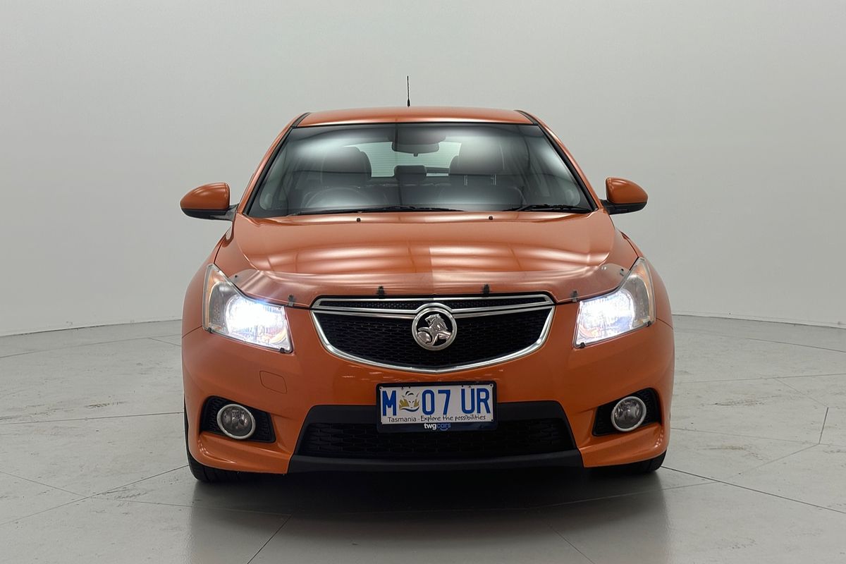 2014 HOLDEN CRUZE SRi V 6 SP MANUAL 5D HATCHBACK T4