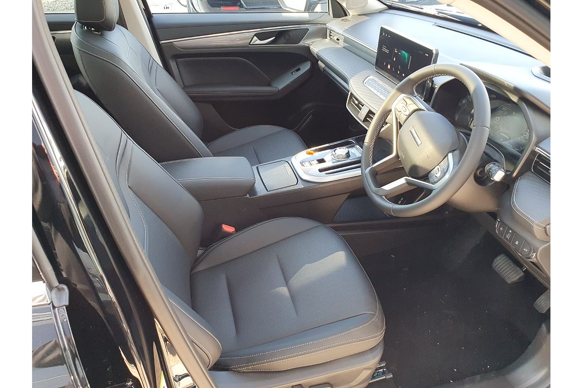 2025 GWM Haval Jolion Ultra Hybrid A02