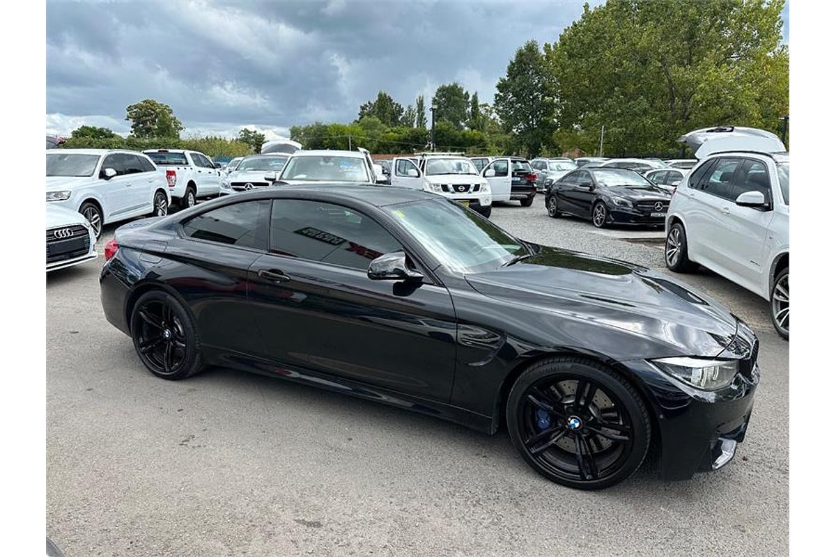 2017 BMW M4 Pure F82 LCI