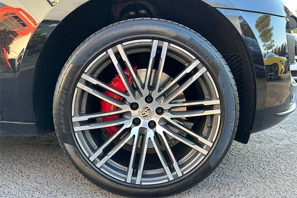 2014 Porsche Macan Turbo 95B