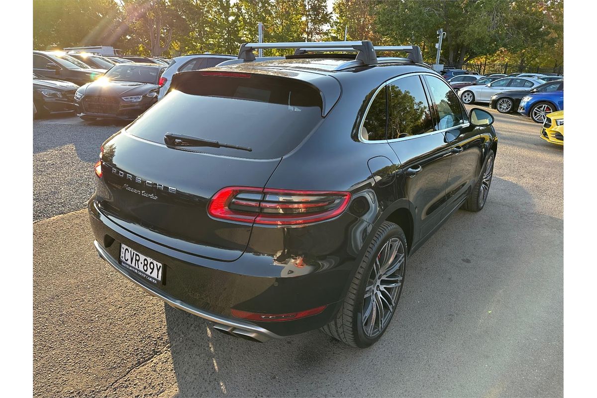 2014 Porsche Macan Turbo 95B