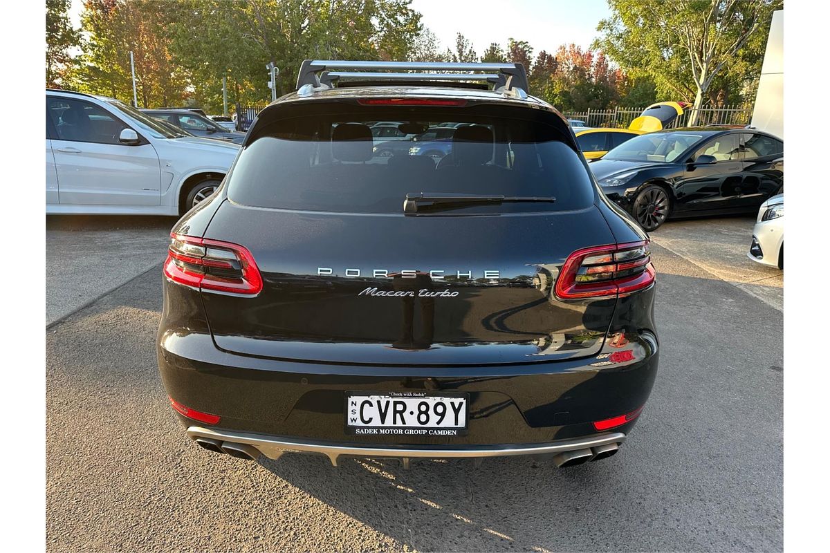 2014 Porsche Macan Turbo 95B