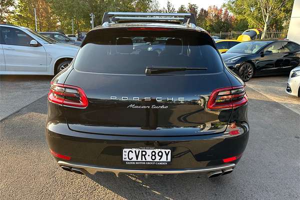 2014 Porsche Macan Turbo 95B
