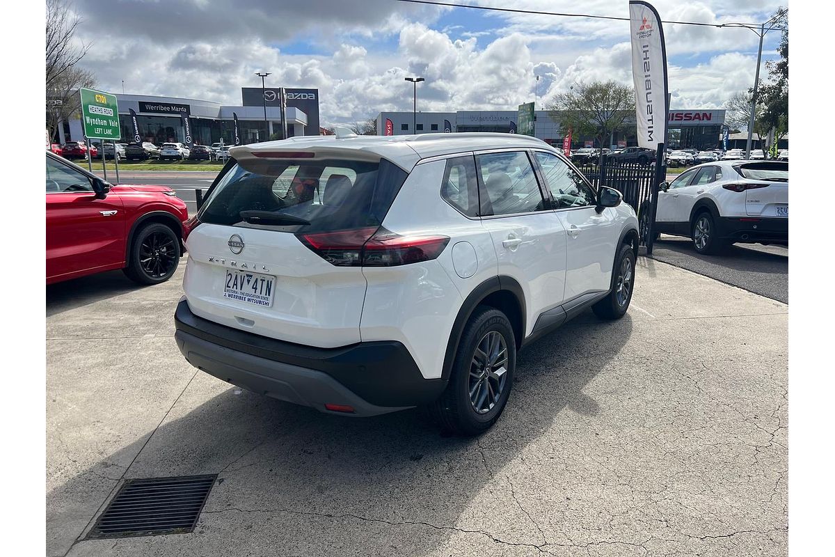2025 Nissan X-TRAIL ST T33