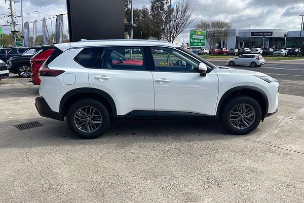 2025 Nissan X-TRAIL ST T33