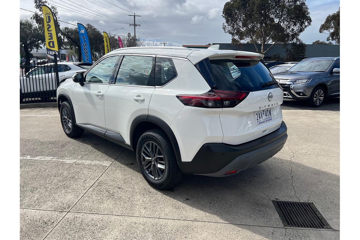 2025 Nissan X-TRAIL ST T33