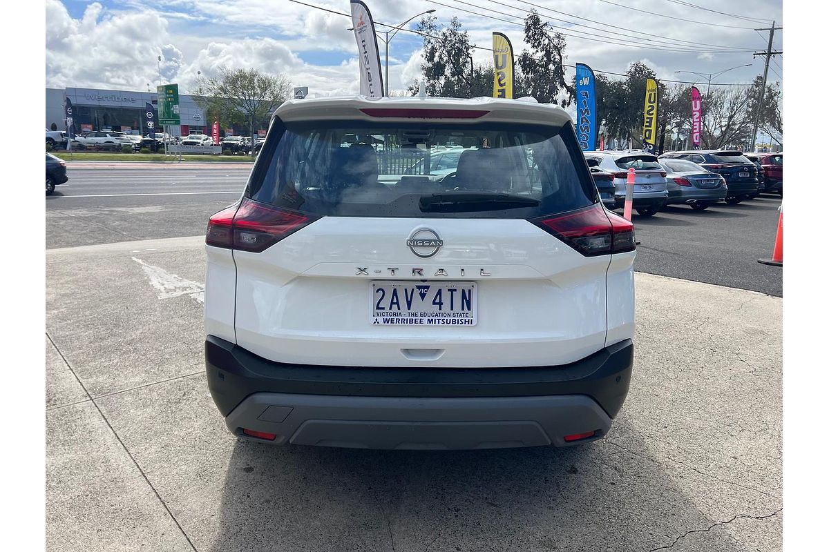 2025 Nissan X-TRAIL ST T33