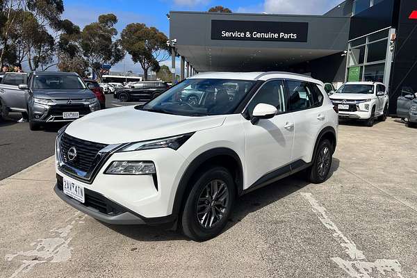 2025 Nissan X-TRAIL ST T33