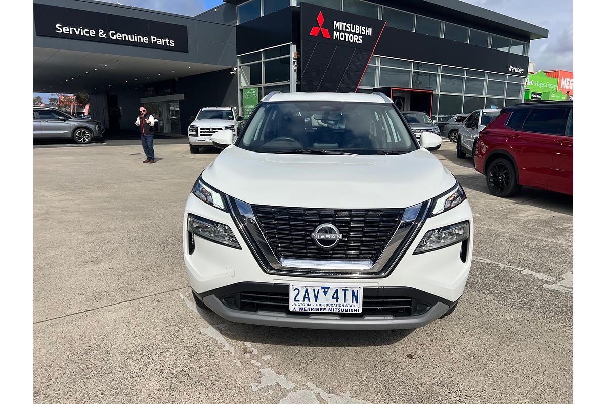 2025 Nissan X-TRAIL ST T33