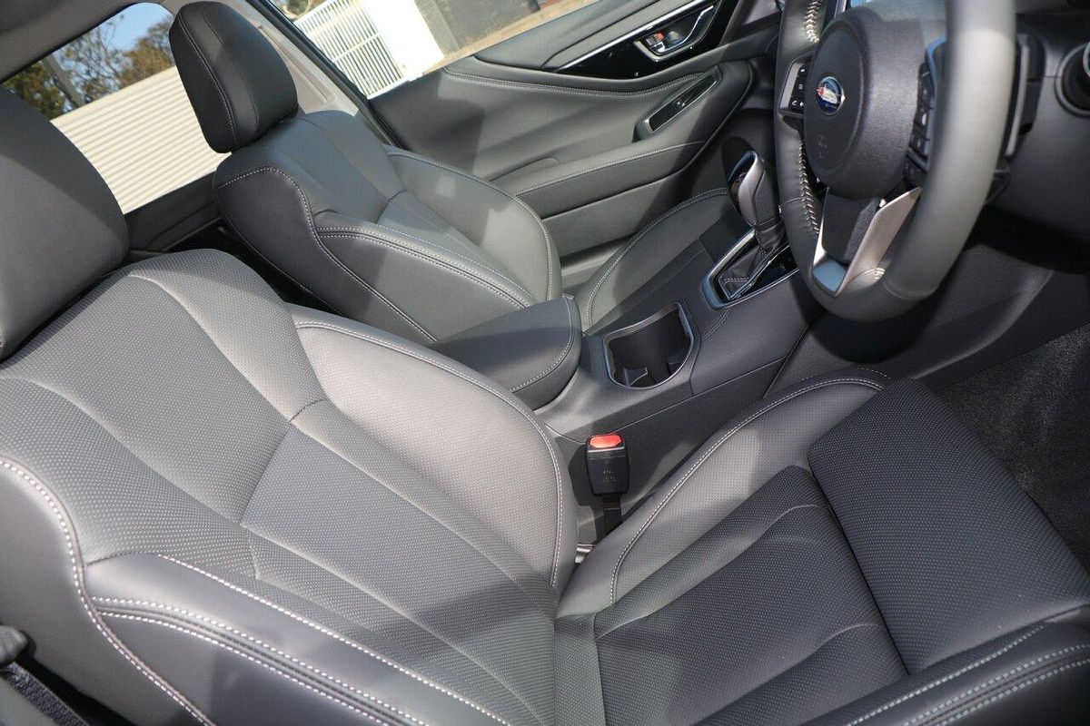 2025 Subaru Outback AWD Touring 6GEN