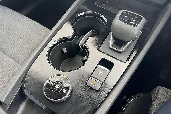 2025 Nissan X-TRAIL ST T33