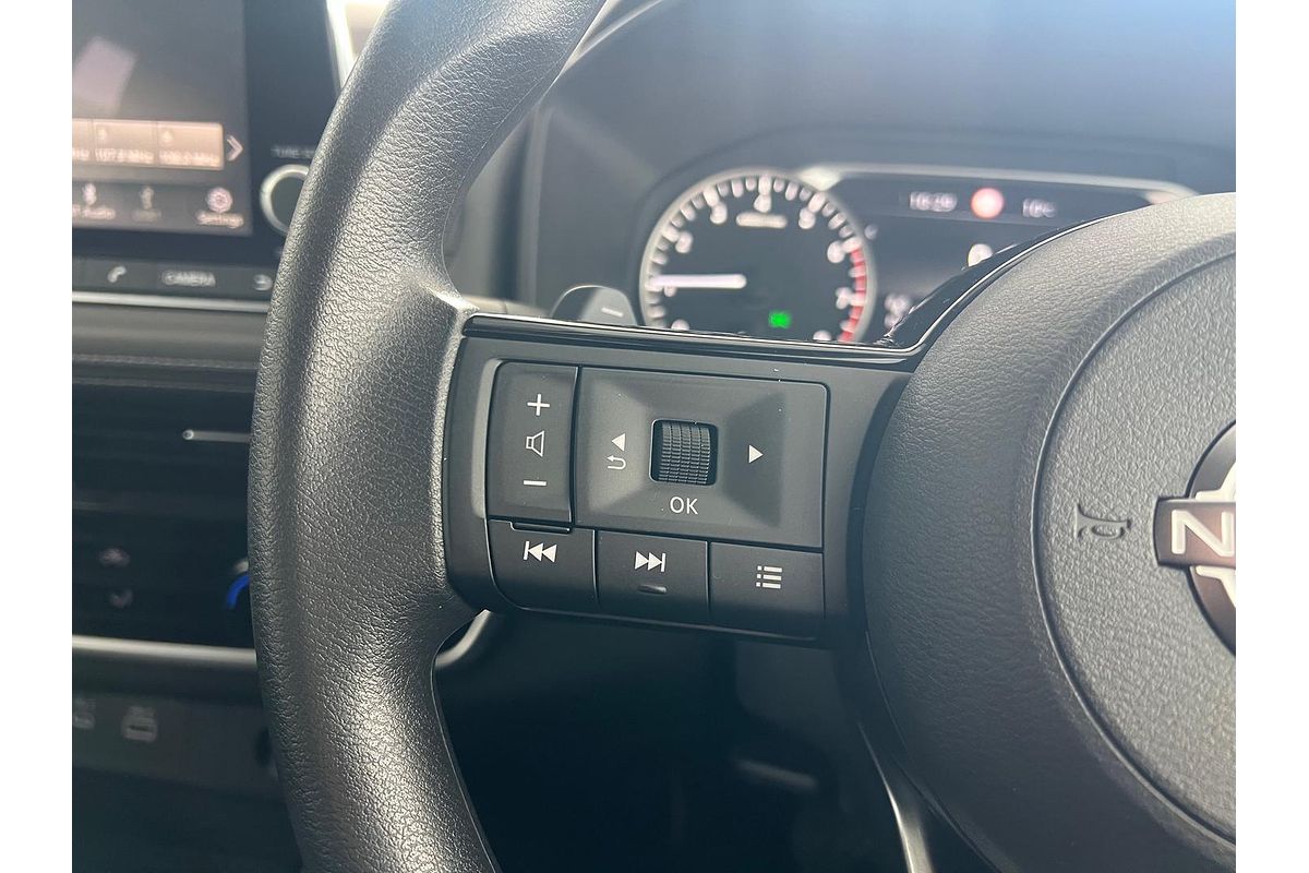 2025 Nissan X-TRAIL ST T33
