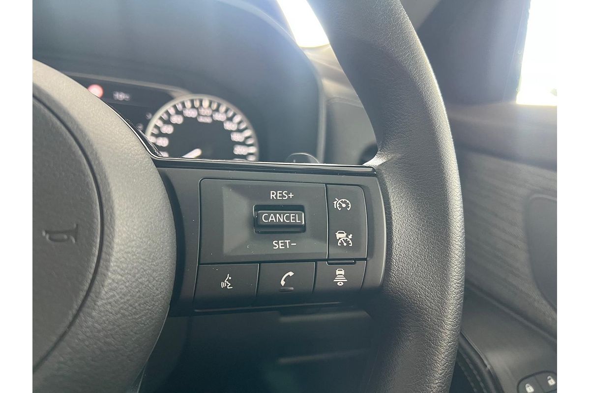 2025 Nissan X-TRAIL ST T33