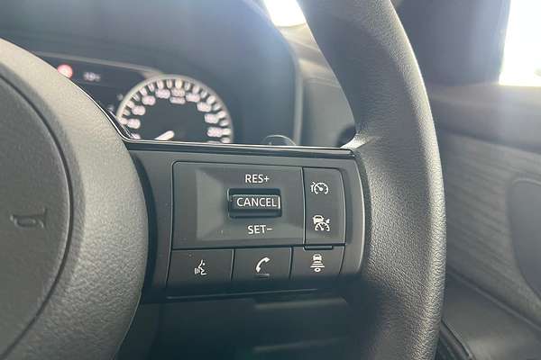 2025 Nissan X-TRAIL ST T33