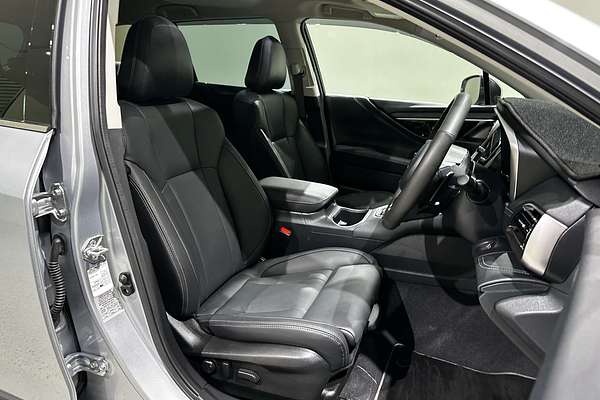 2023 Subaru Outback AWD Touring XT 6GEN