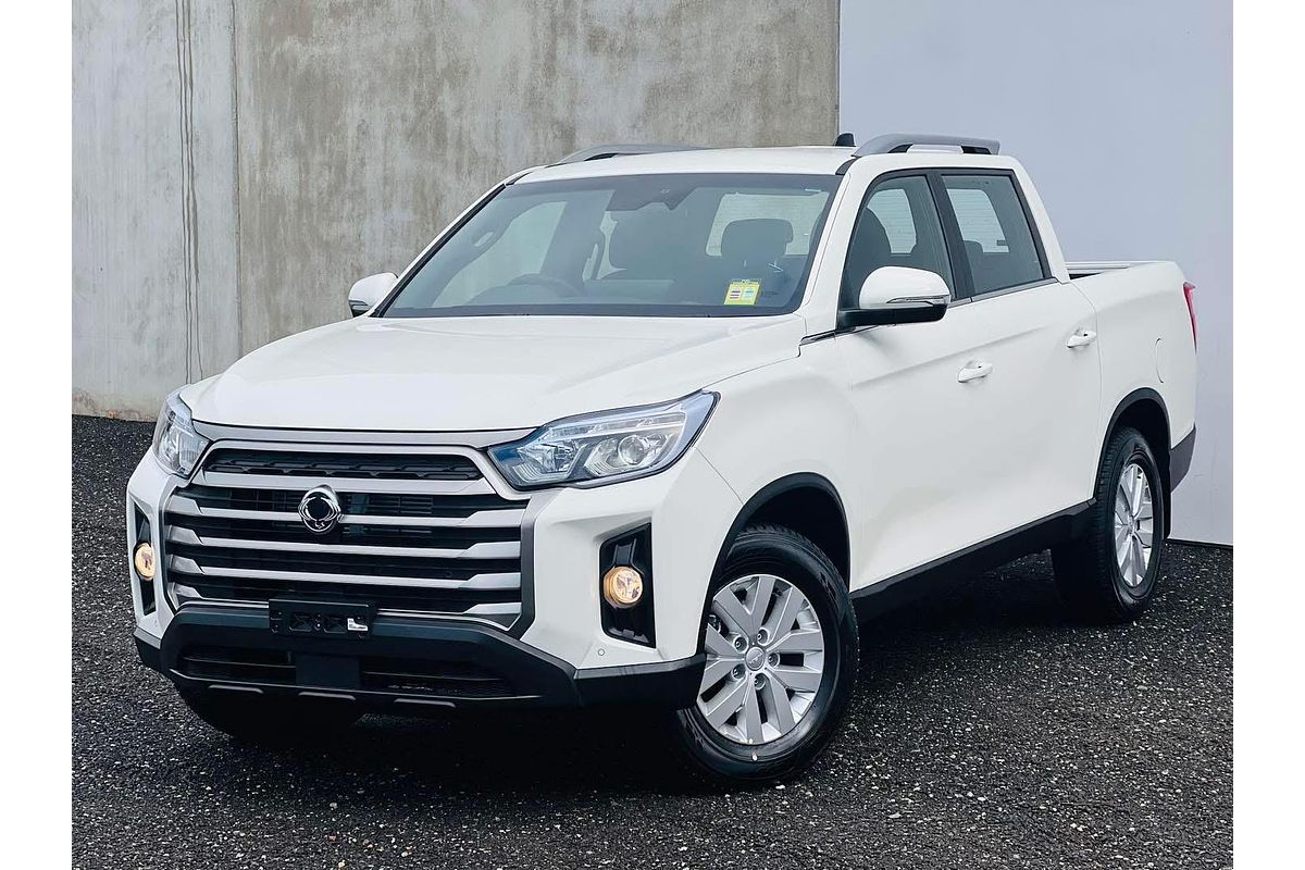 2025 KGM Musso ELX Q261 4X4