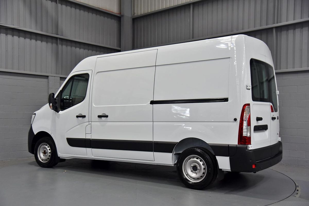 2025 Renault Master Pro 110kW X62 Phase 2 MWB Mid Roof