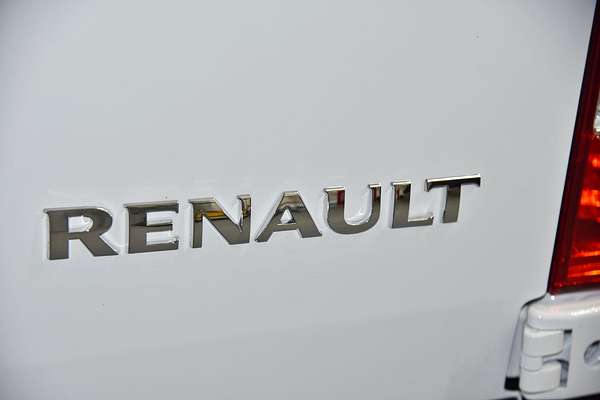 2025 Renault Master Pro 110kW X62 Phase 2 MWB Mid Roof