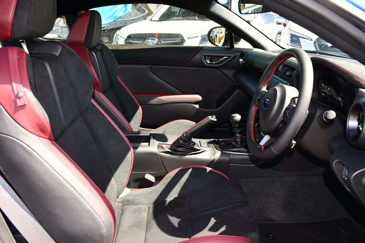 2025 Subaru BRZ tS ZD8
