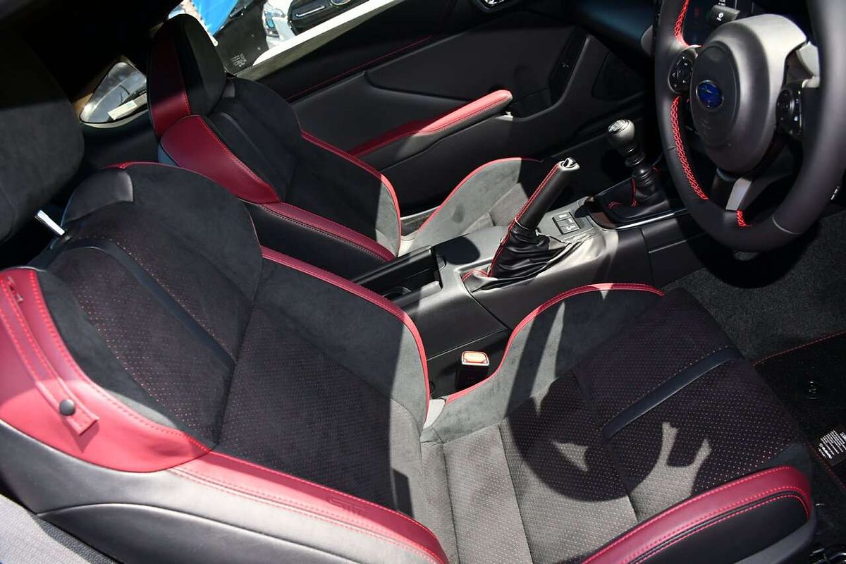 2025 Subaru BRZ tS ZD8