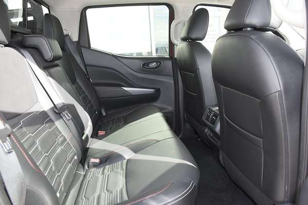 2025 Nissan Navara PRO-4X D23 4X4