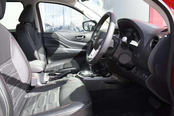 2025 Nissan Navara PRO-4X D23 4X4