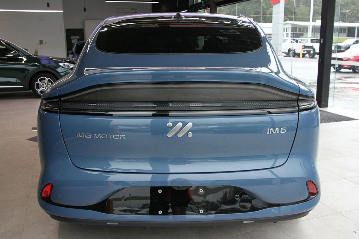 2025 MG IM6 Performance S12L