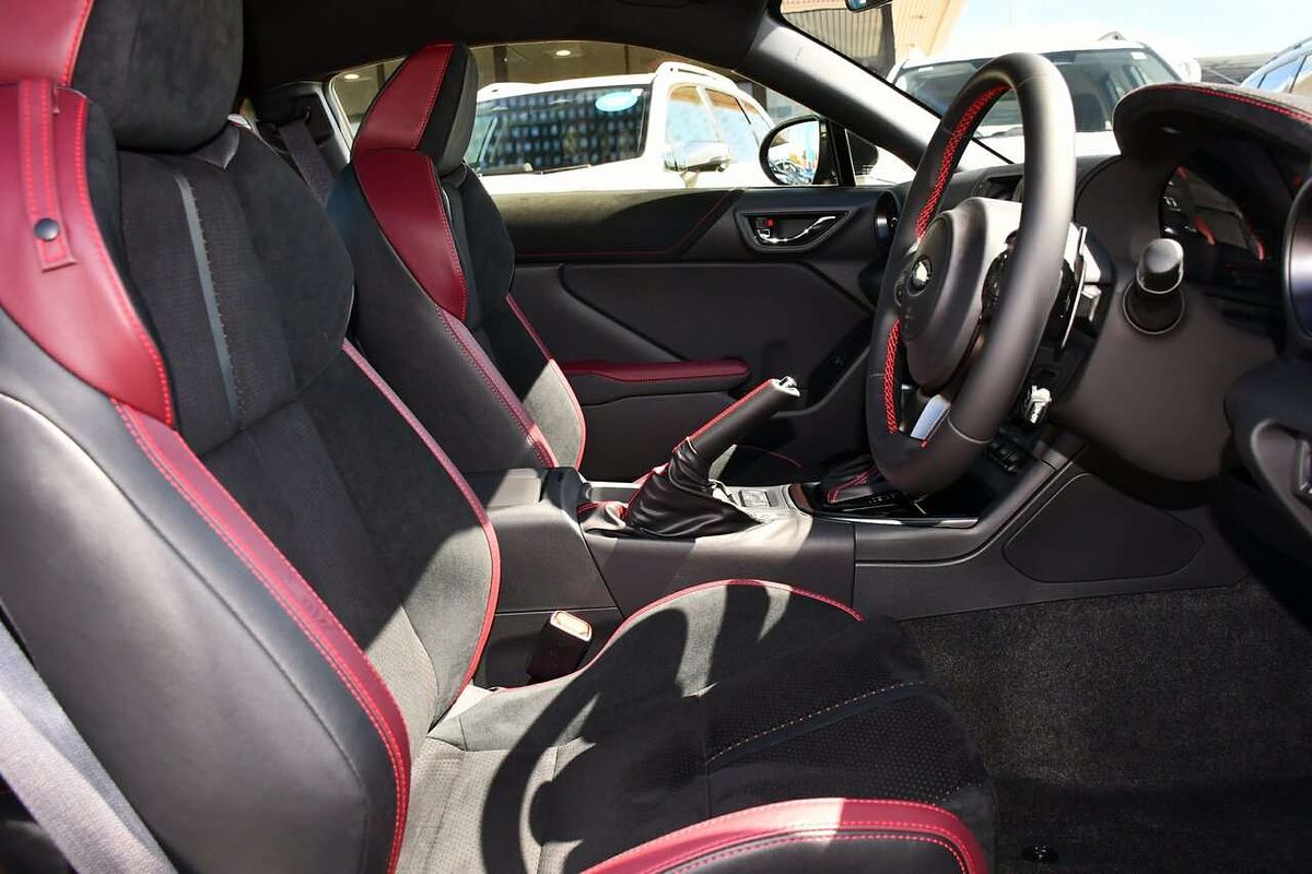 2025 Subaru BRZ tS ZD8