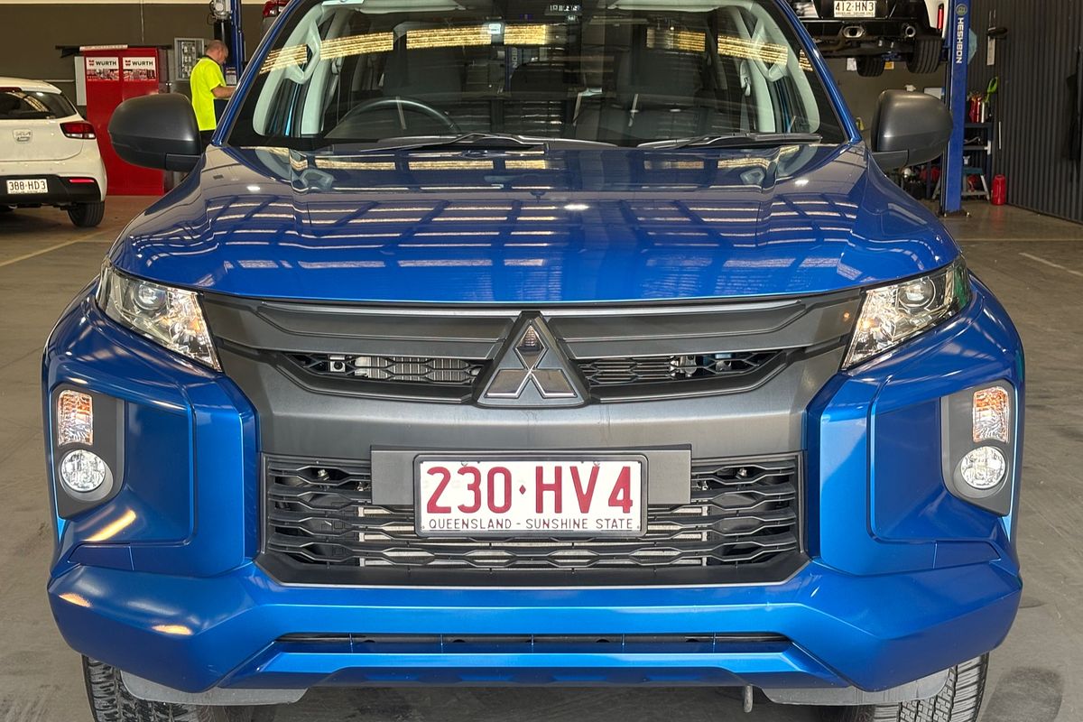 2023 Mitsubishi Triton GLX MR 4X4