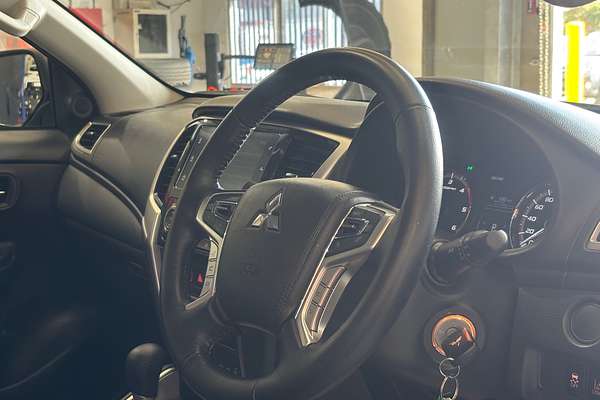 2023 Mitsubishi Triton GLX MR 4X4