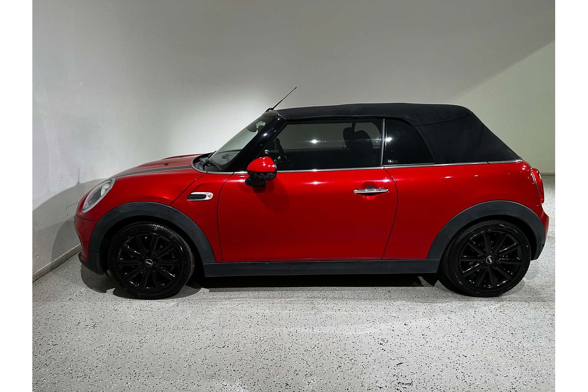 2017 MINI Convertible Cooper F57