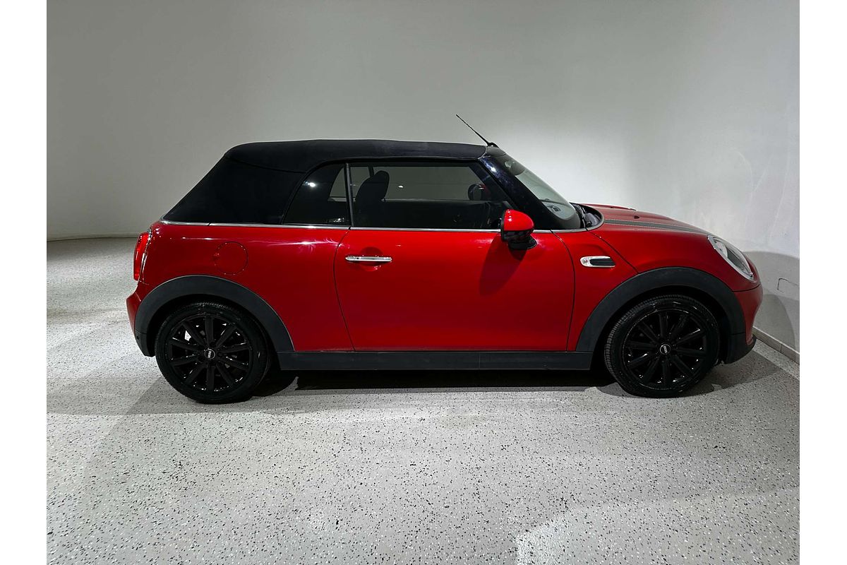 2017 MINI Convertible Cooper F57