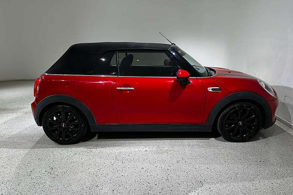 2017 MINI Convertible Cooper F57