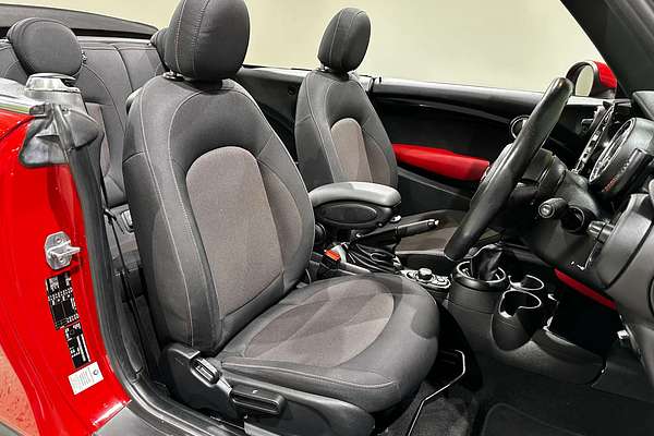 2017 MINI Convertible Cooper F57