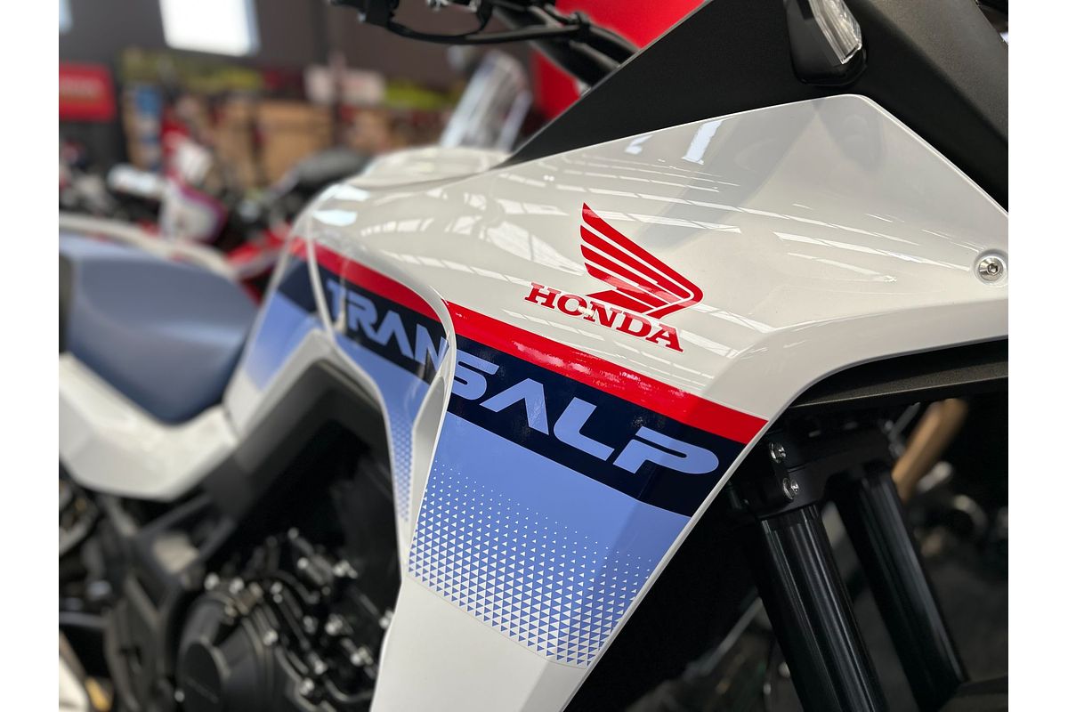 2024 Honda XL75 TRANSALP