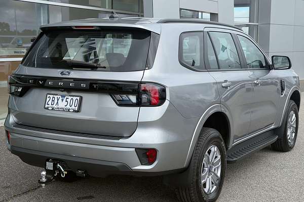 2024 Ford Everest Ambiente  2.0L