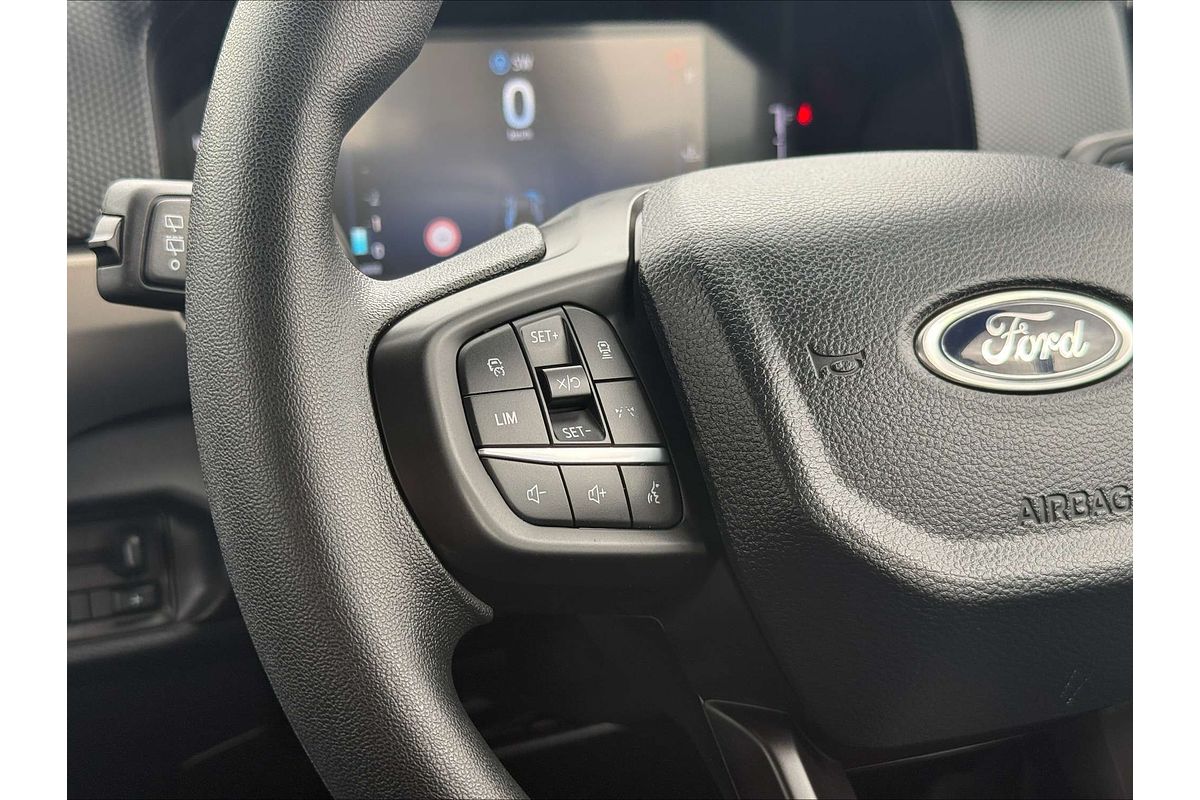 2024 Ford Everest Ambiente  2.0L
