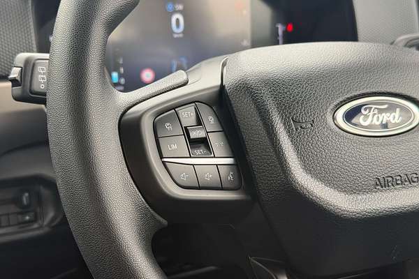 2024 Ford Everest Ambiente  2.0L