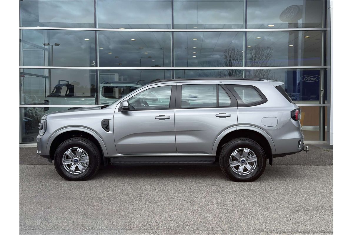 2024 Ford Everest Ambiente  2.0L